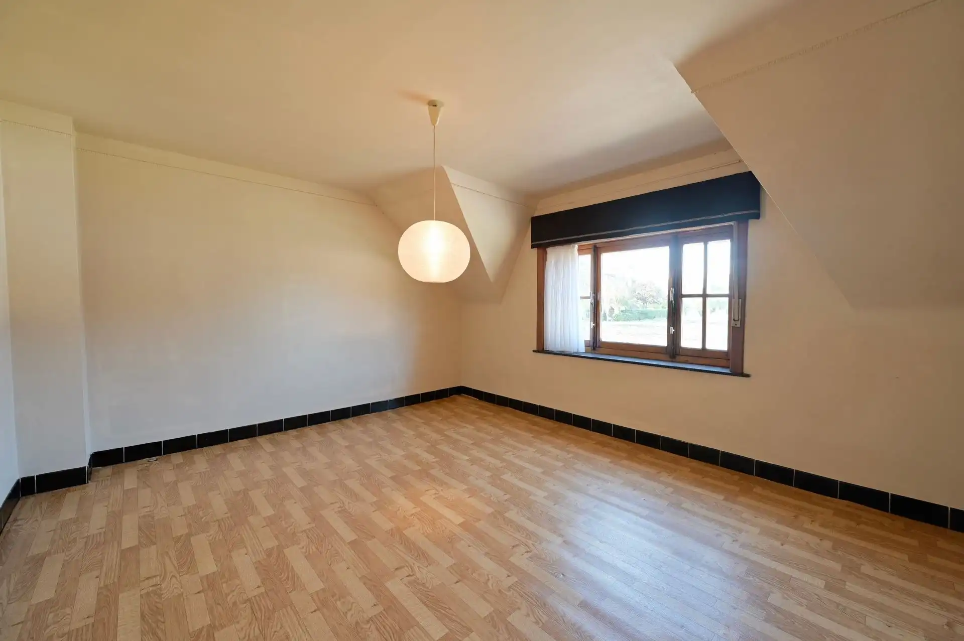 Te renoveren open bebouwing op 1.005 m² in Heultje.  foto 14