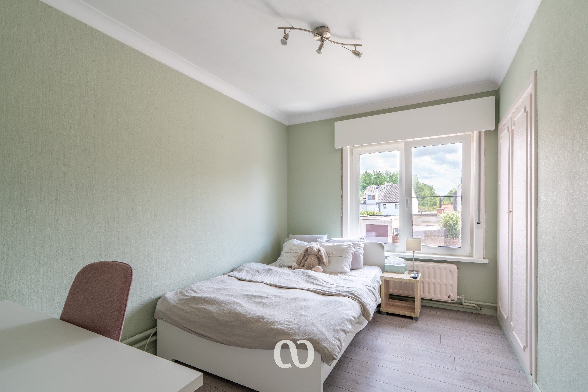 Ruime gerenoveerde woning met 4 slaapkamers in centrum Eine foto 11