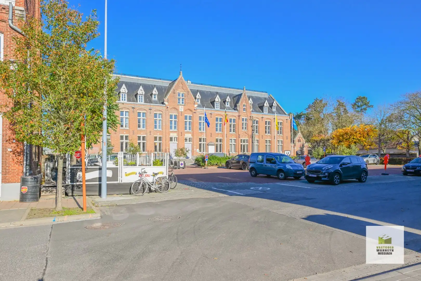 Ruim en luxueus 3-slpk appartement met 24m2 terras met zicht op het gemeentehuis foto 5