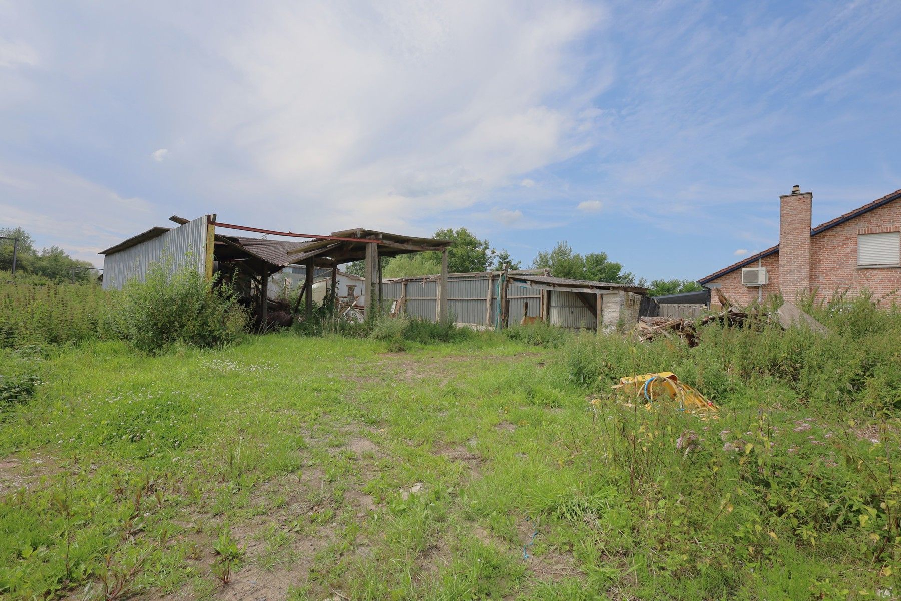 Af te breken woning met mogelijkheden foto 9