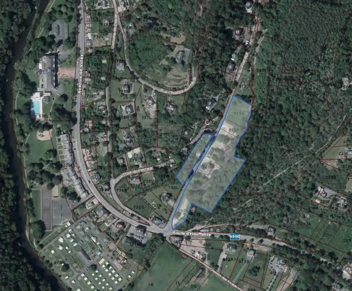 Outdoor center foto {{pictureIndex}}