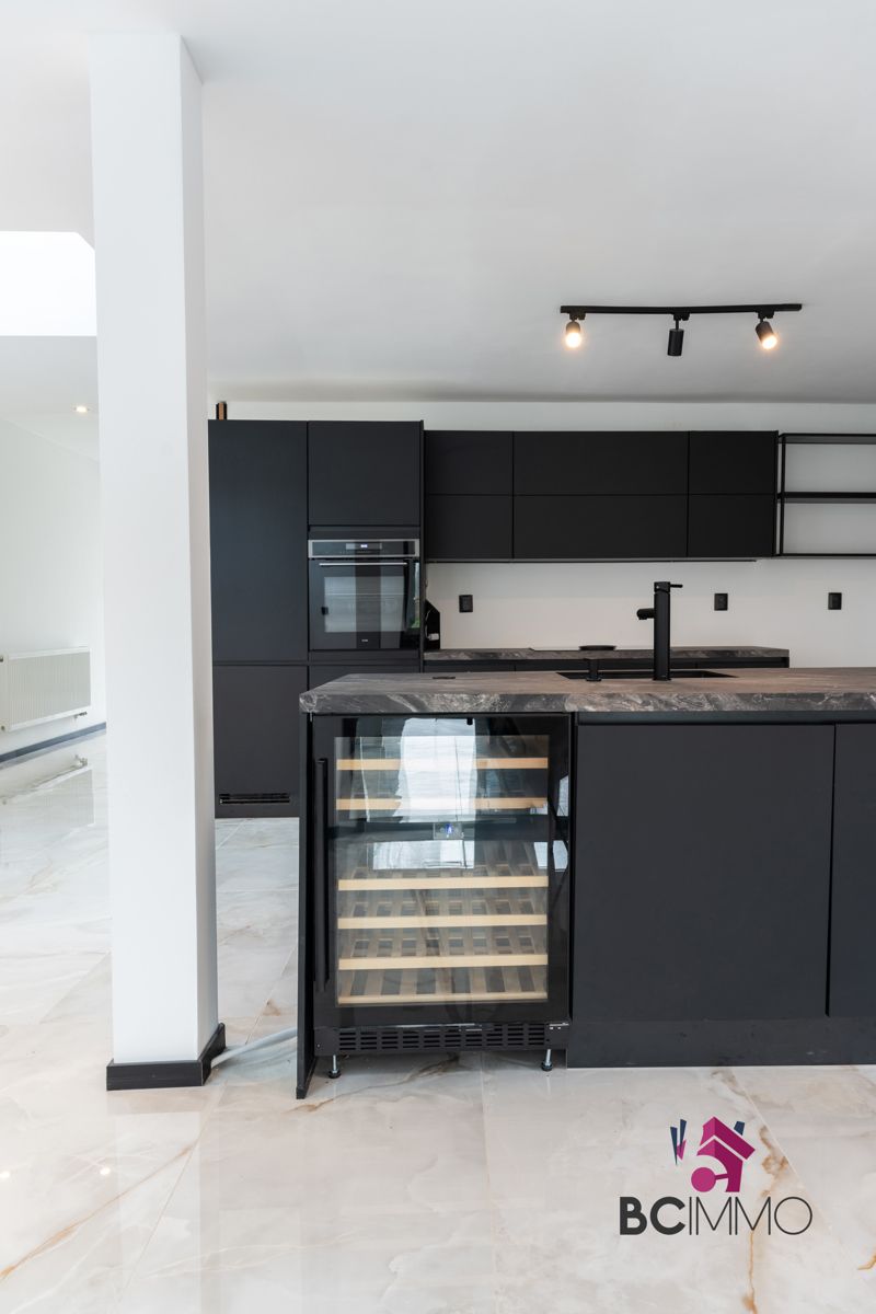 Ruime gerenoveerde woning in Hasselt-Kuringen foto 12