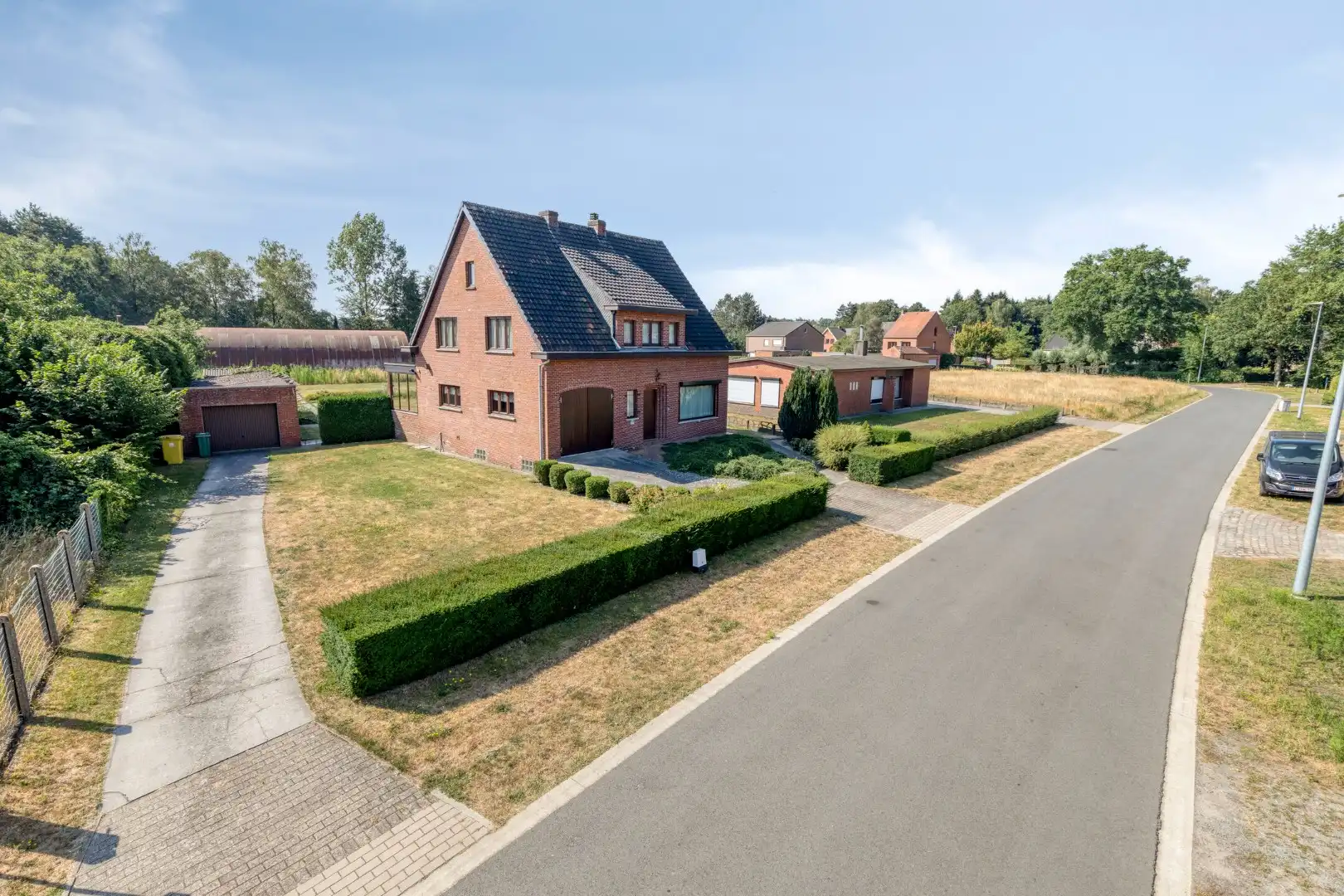 Op te frissen woning met 4 slpks, op een zonnig perceel van 1.506 m² in Mol-Achterbos !  foto 36