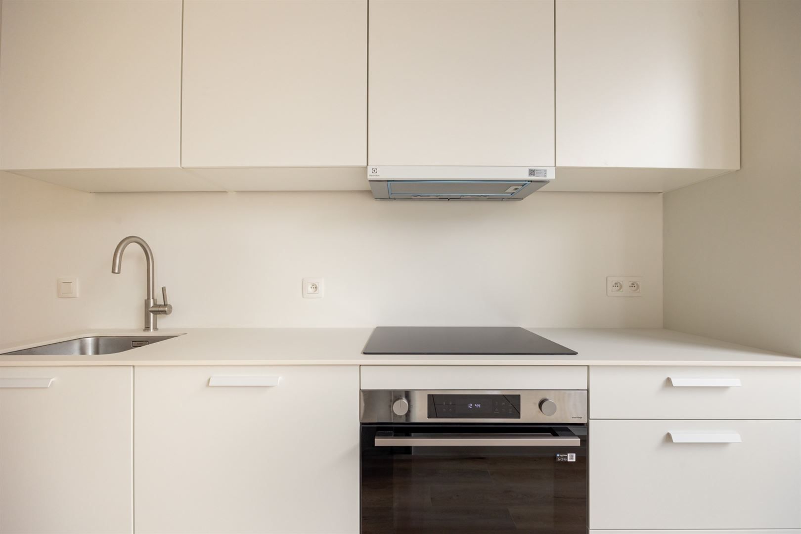 Prachtig nieuwbouwappartement met terras foto 6