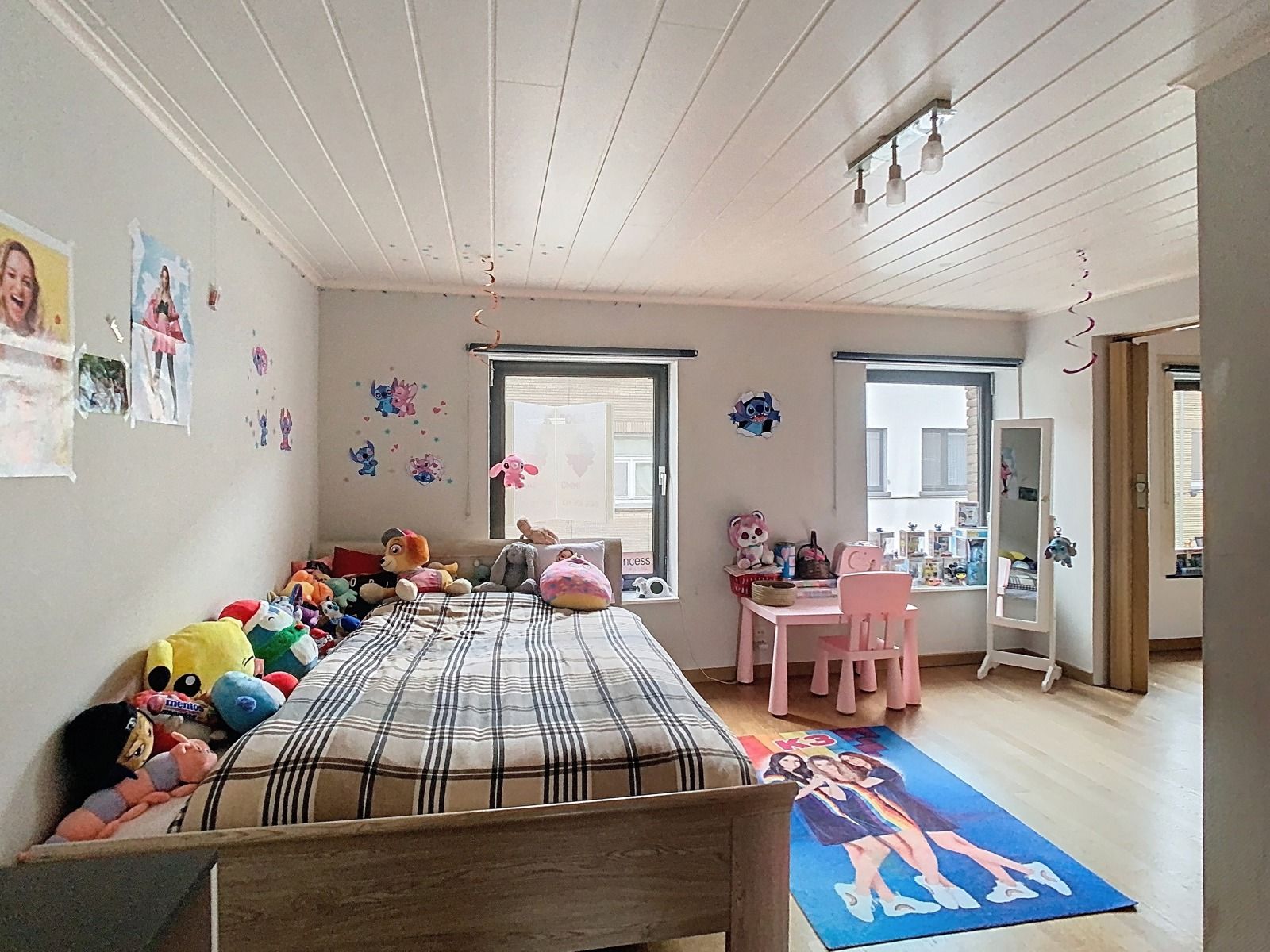 Zéér ruime gezinswoning met 6 SLPK én garage! foto 12