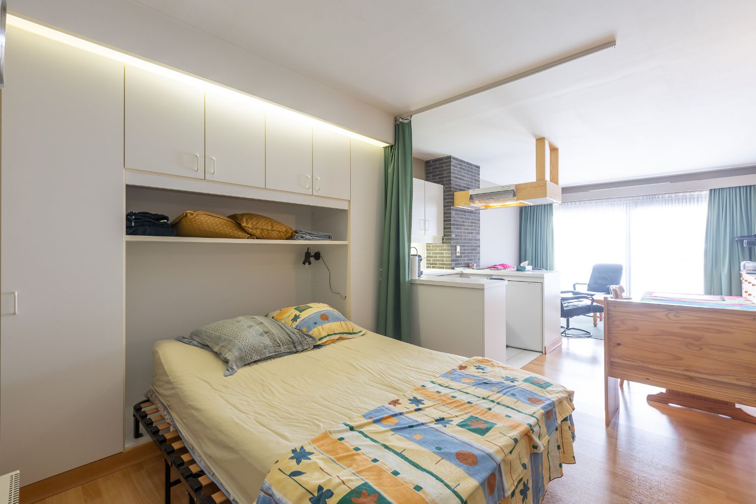 Ontdek deze charmante en ruime studio op de 5e verdieping van Residentie Square! foto 12