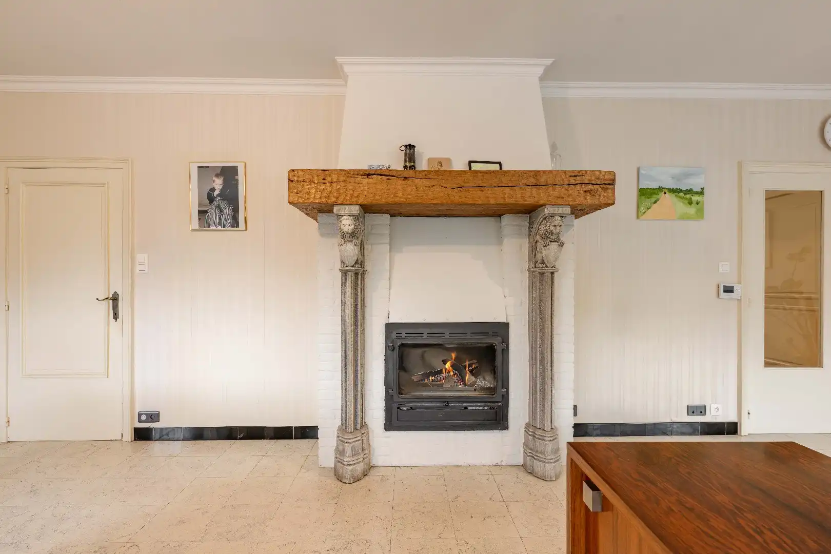 KARAKTERVOLLE ALLEENSTAANDE WONING MET 5 SLAAPKAMERS EN TUIN foto 6