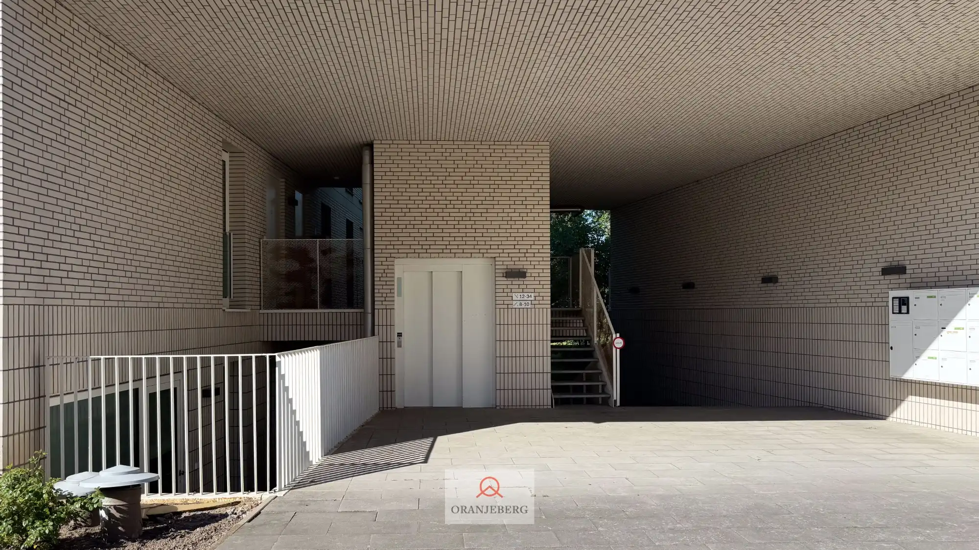 Nieuwbouw 2 slpk appartement vlakbij station Gent-Sint-Pieters foto 43