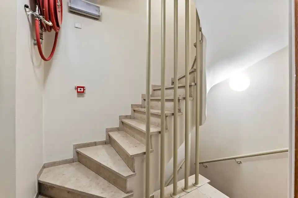 TWEE SLAAPKAMER APPARTEMENT OP DE GROTE MARKT IN SINT-TRUIDEN foto 22