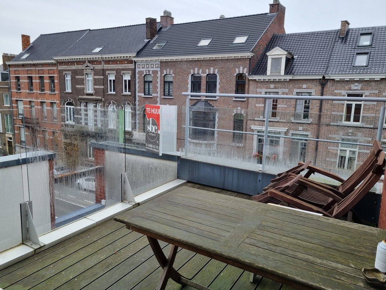 Exclusief ruim penthouse/loft in hartje Hasselt foto 14