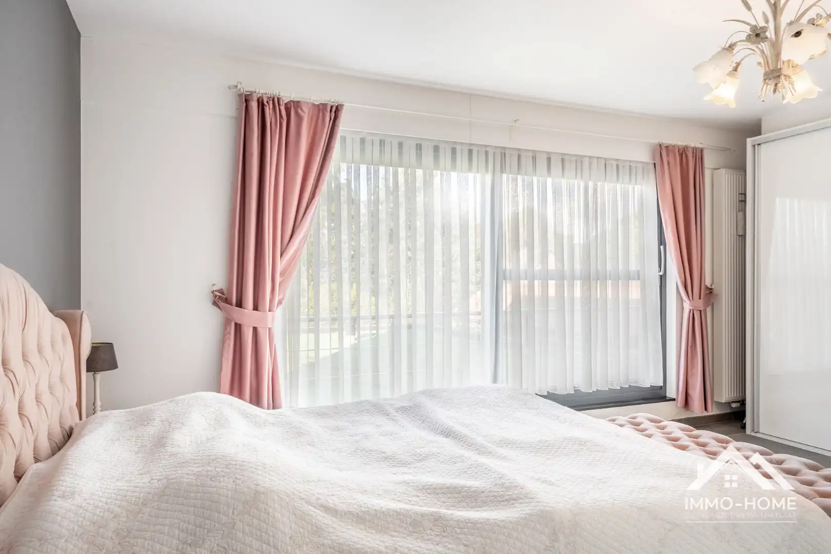 Jonge recente woning met heel veel volume! foto 23