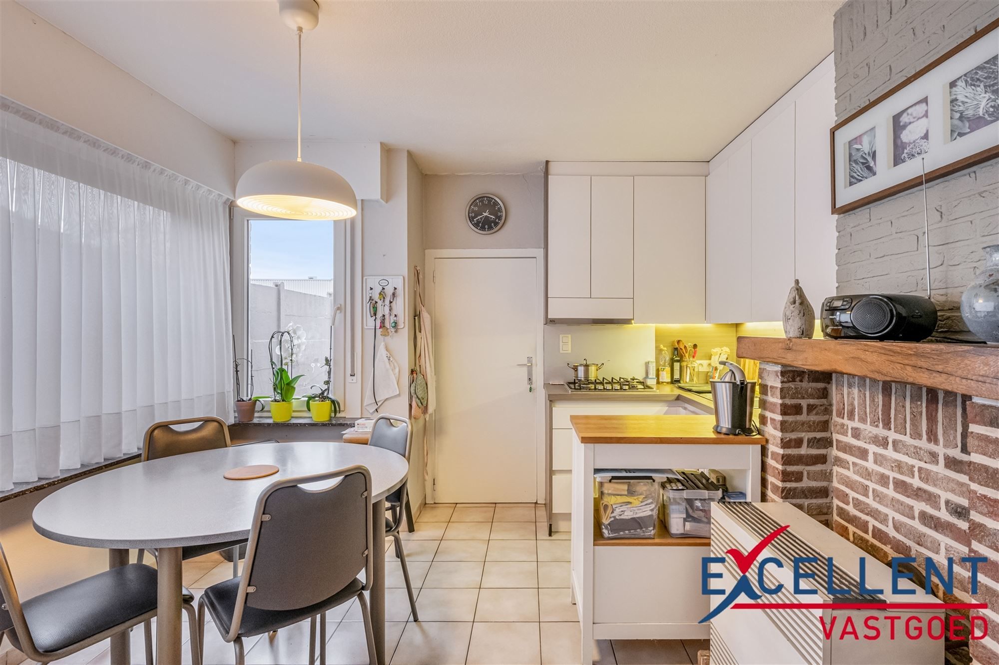 Charmante gezinswoning met tuin en garage Deinze foto 2