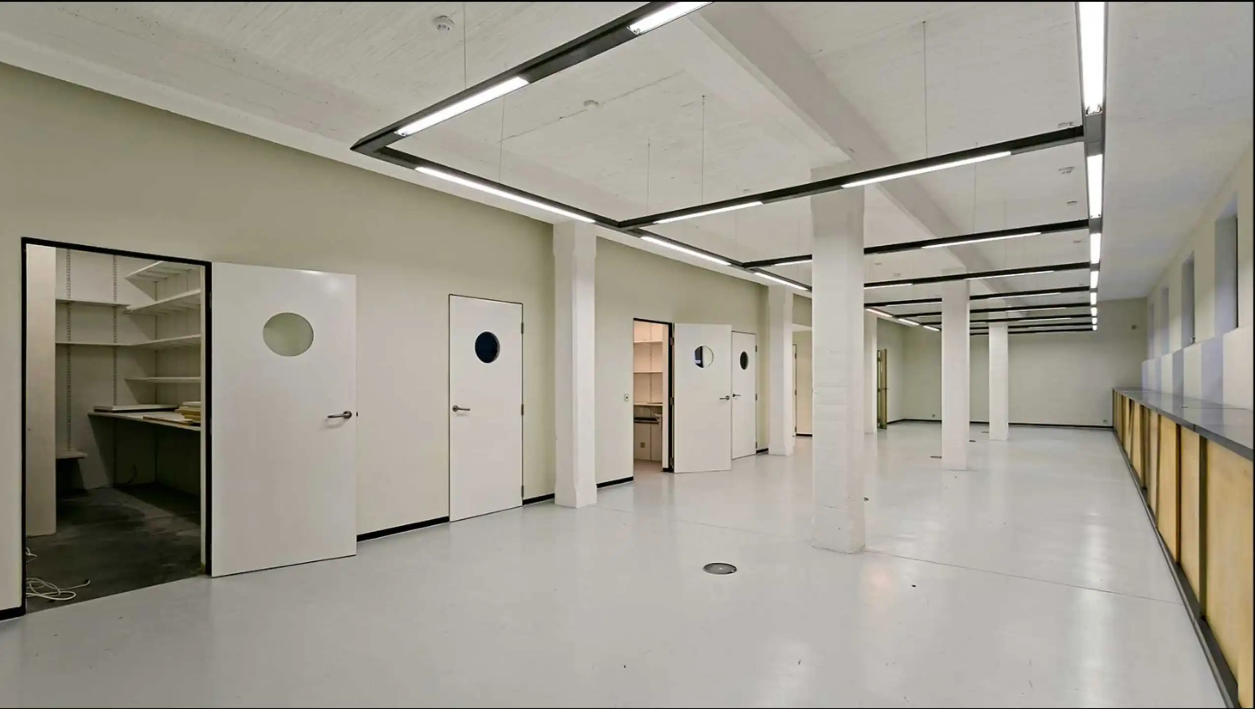 Showroom/ kantoor foto 7