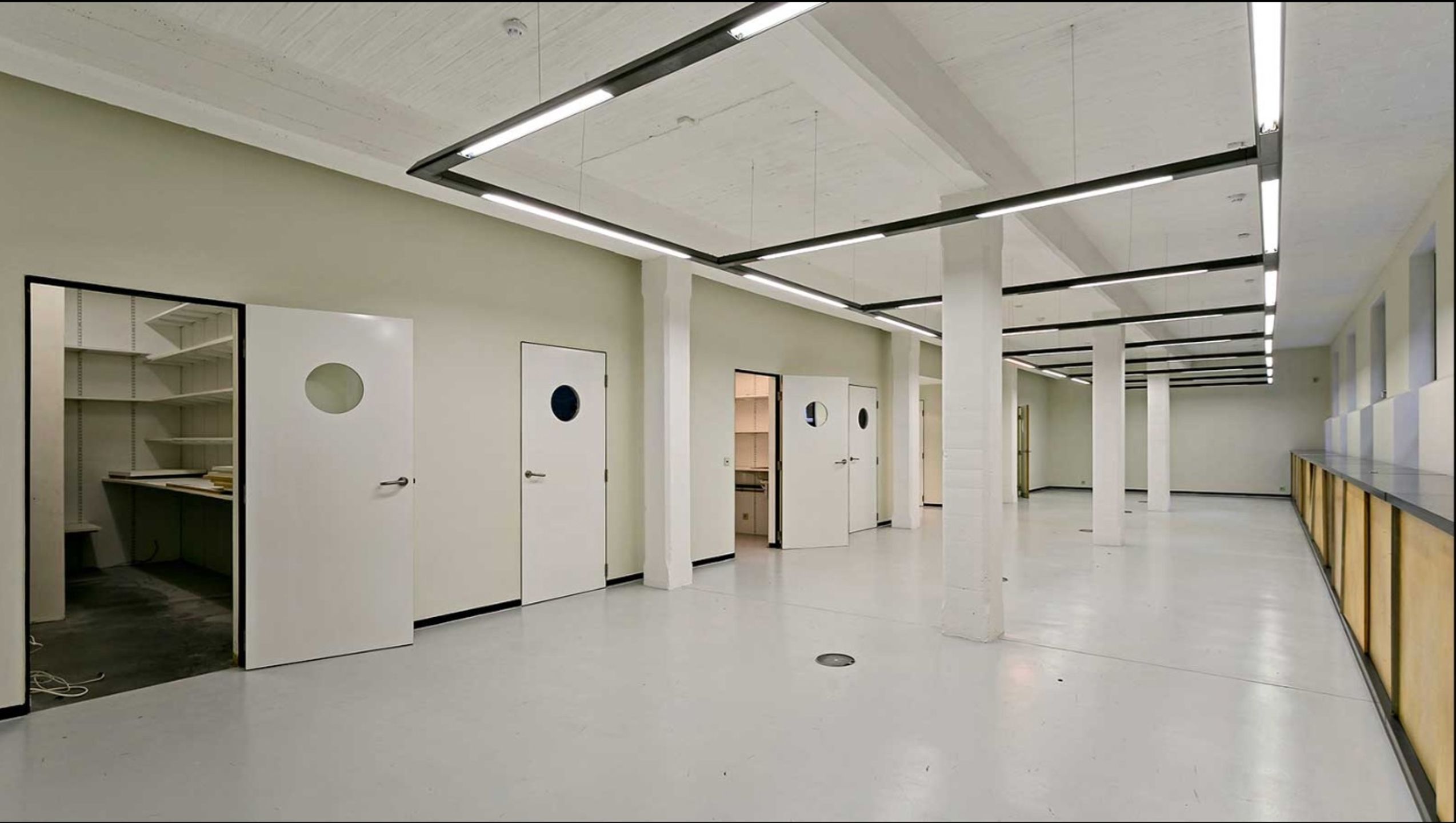 Showroom/ kantoor foto 7