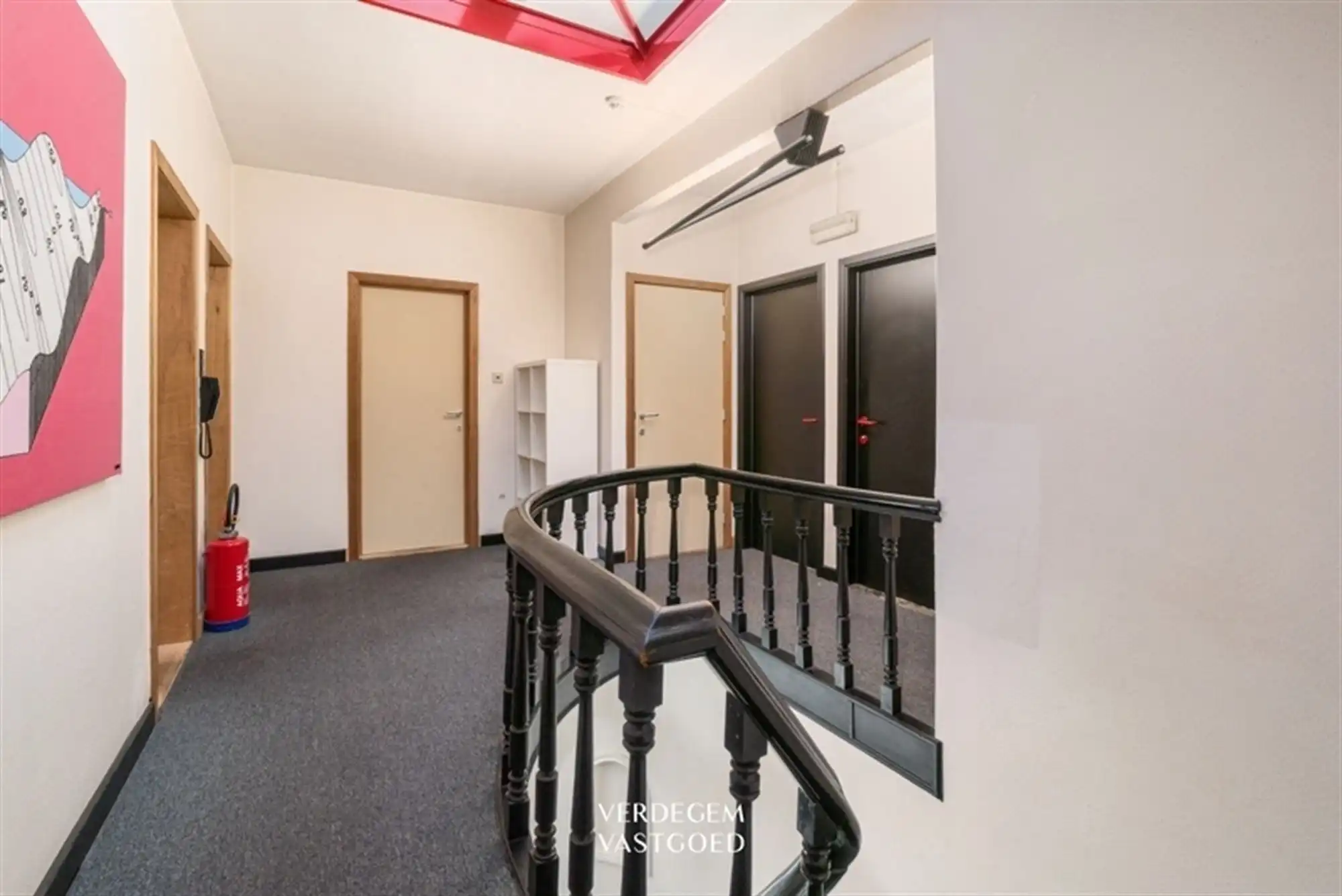 Architecturale studentenwoning met 8 entiteiten, garage en prachtige tuin foto 12