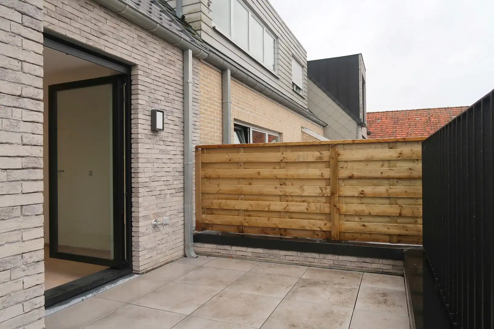 Nieuwbouwappartement in hartje Jabbeke. foto 12