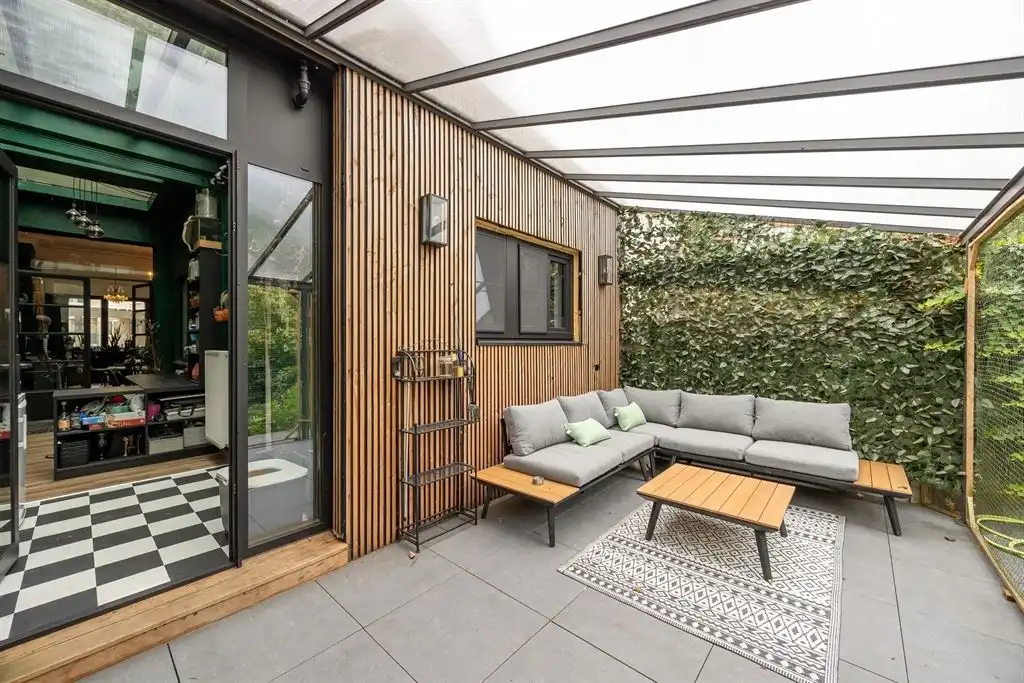 Stijlvol gerenoveerde woning met authentieke charme, zonnige tuin en toplocatie foto 4
