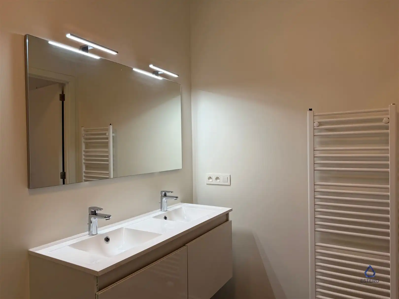 Nieuwbouwappartement met 2 slaapkamers op een topligging foto 18