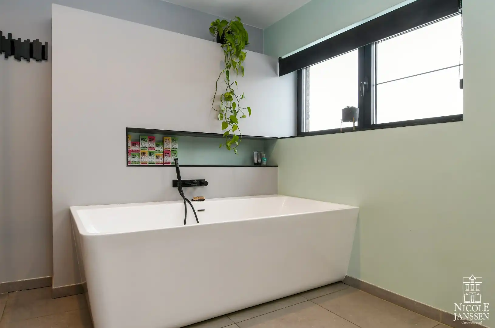 Energiezuinig modern huis met fantastisch vrij uitzicht foto 24