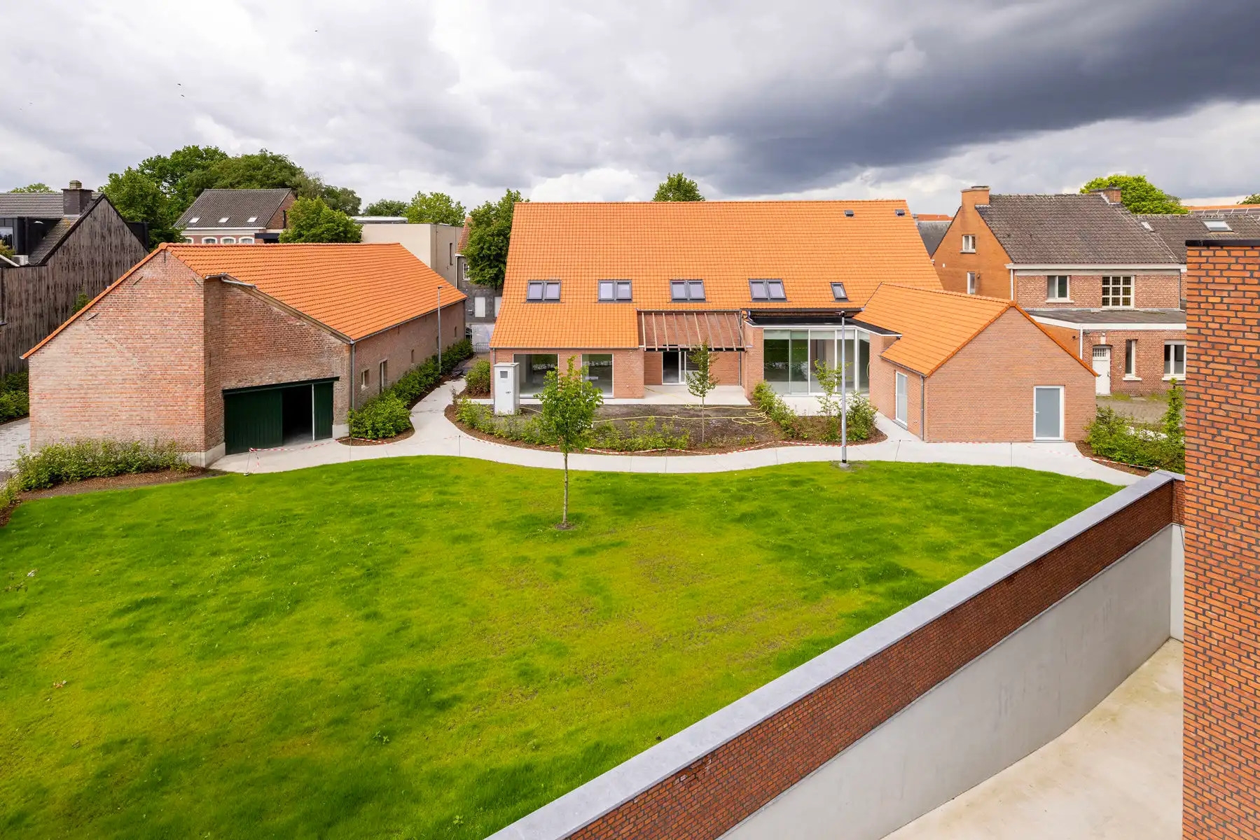 Nieuwbouw Hoevewoning in centrum Rijkevorsel foto {{pictureIndex}}