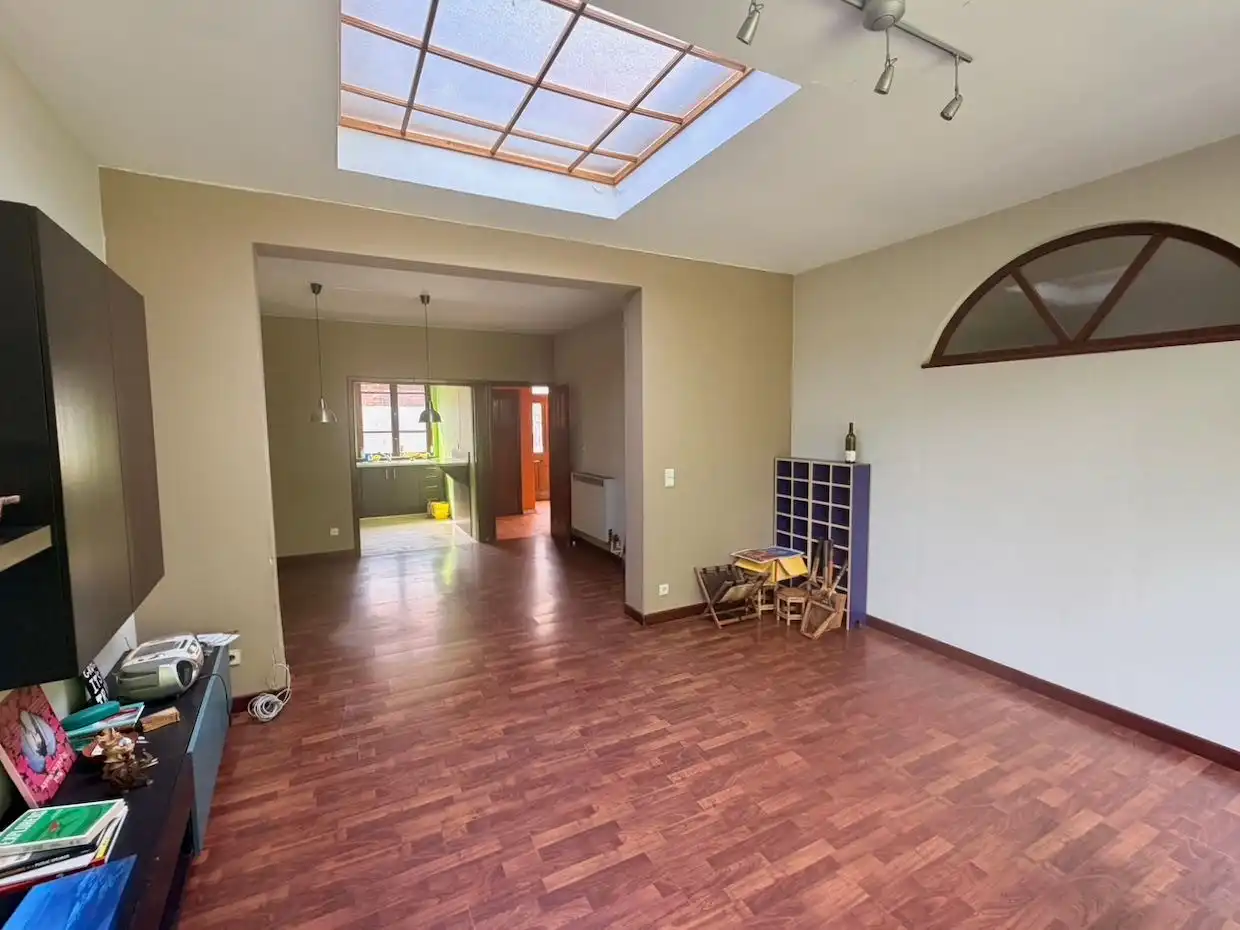Ruime rijwoning met 4 slaapkamers, garage en tuin op toplocatie in Heverlee foto 4