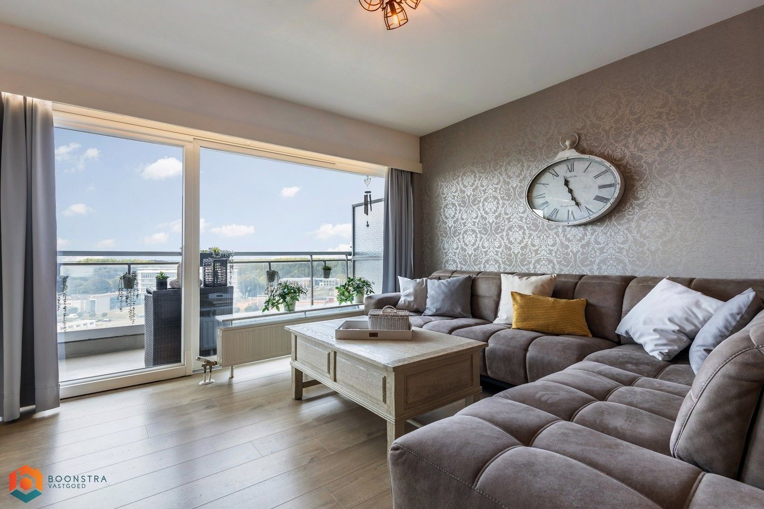 Gerenoveerd app. met 2 slpkrs en parking in Mechelen foto 5