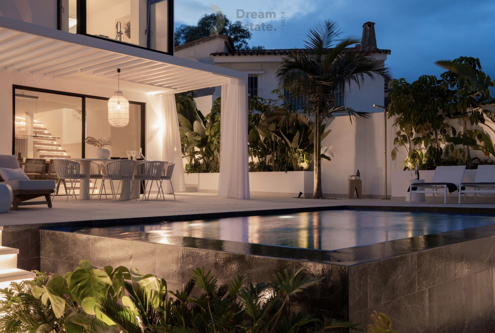 Moderne en strakke villa gelegen te Nueva Andalucia, Marbella. foto 37