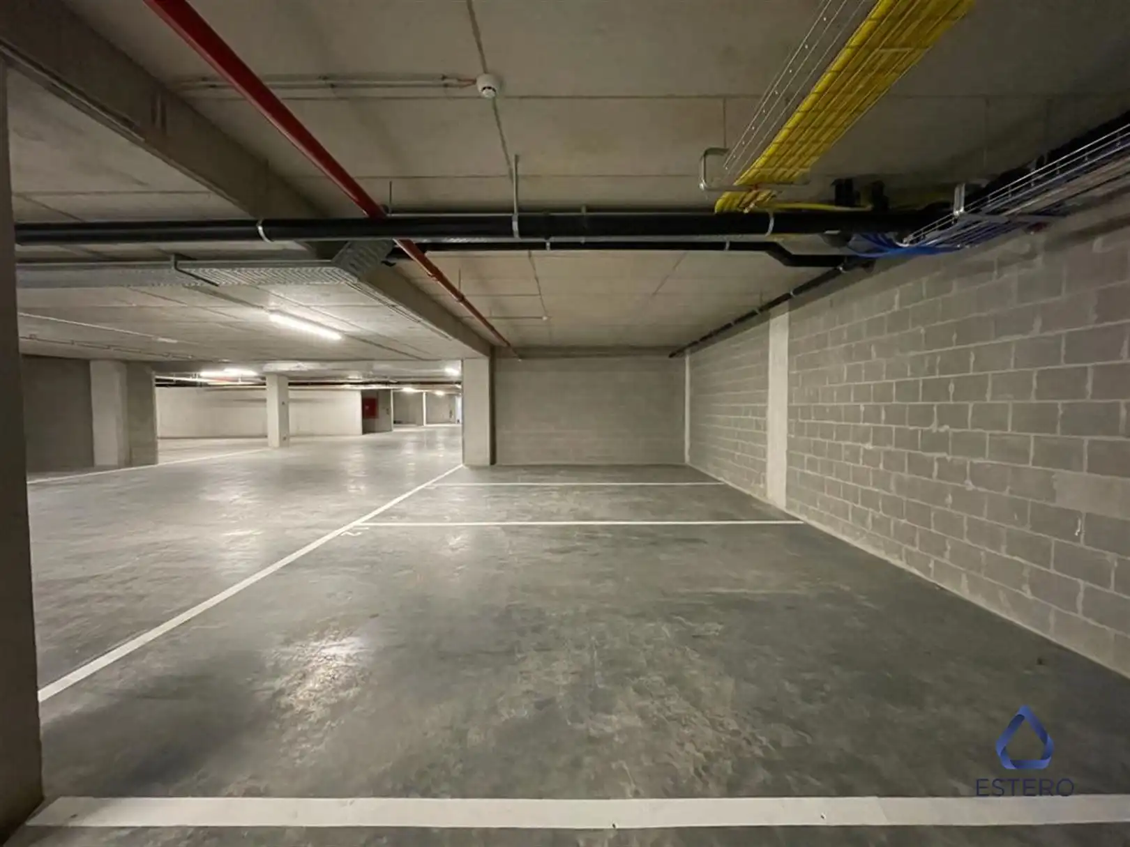 Mooi afgewerkt appartement met 2 slaapkamers foto 16