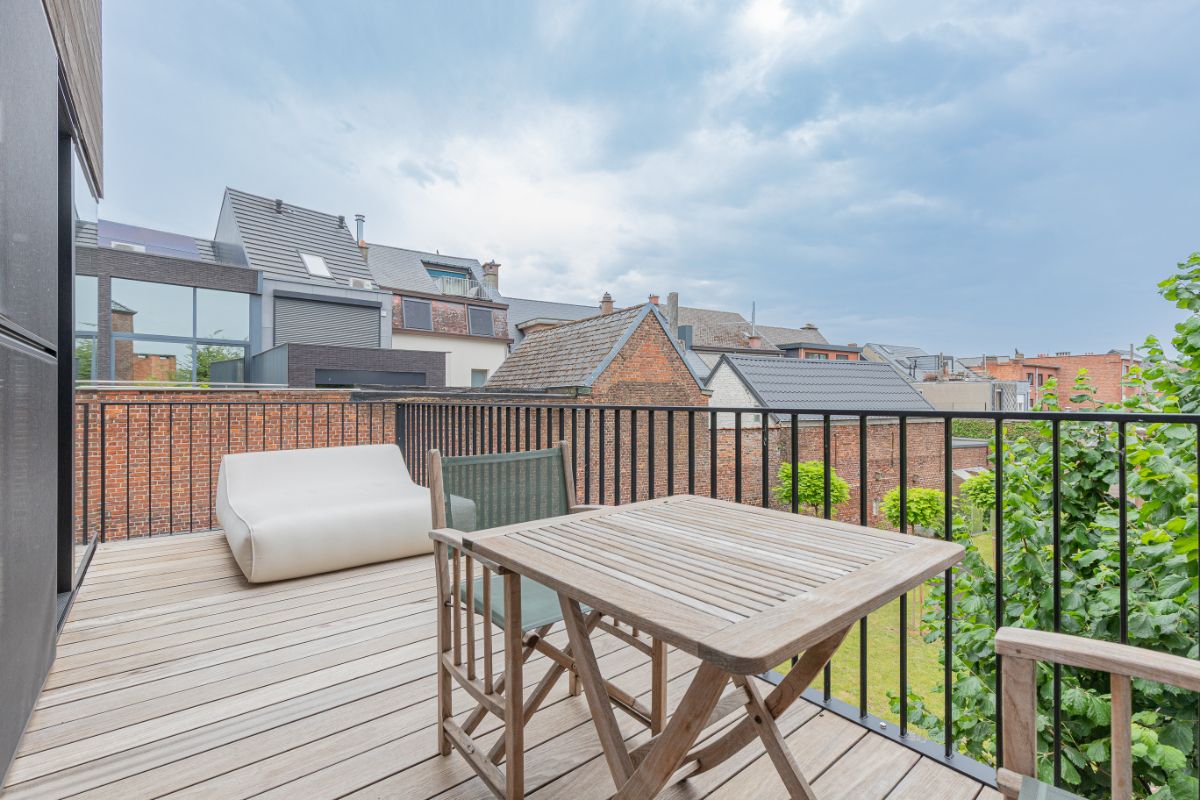 Prachtig appartement met gezellig terras foto 16