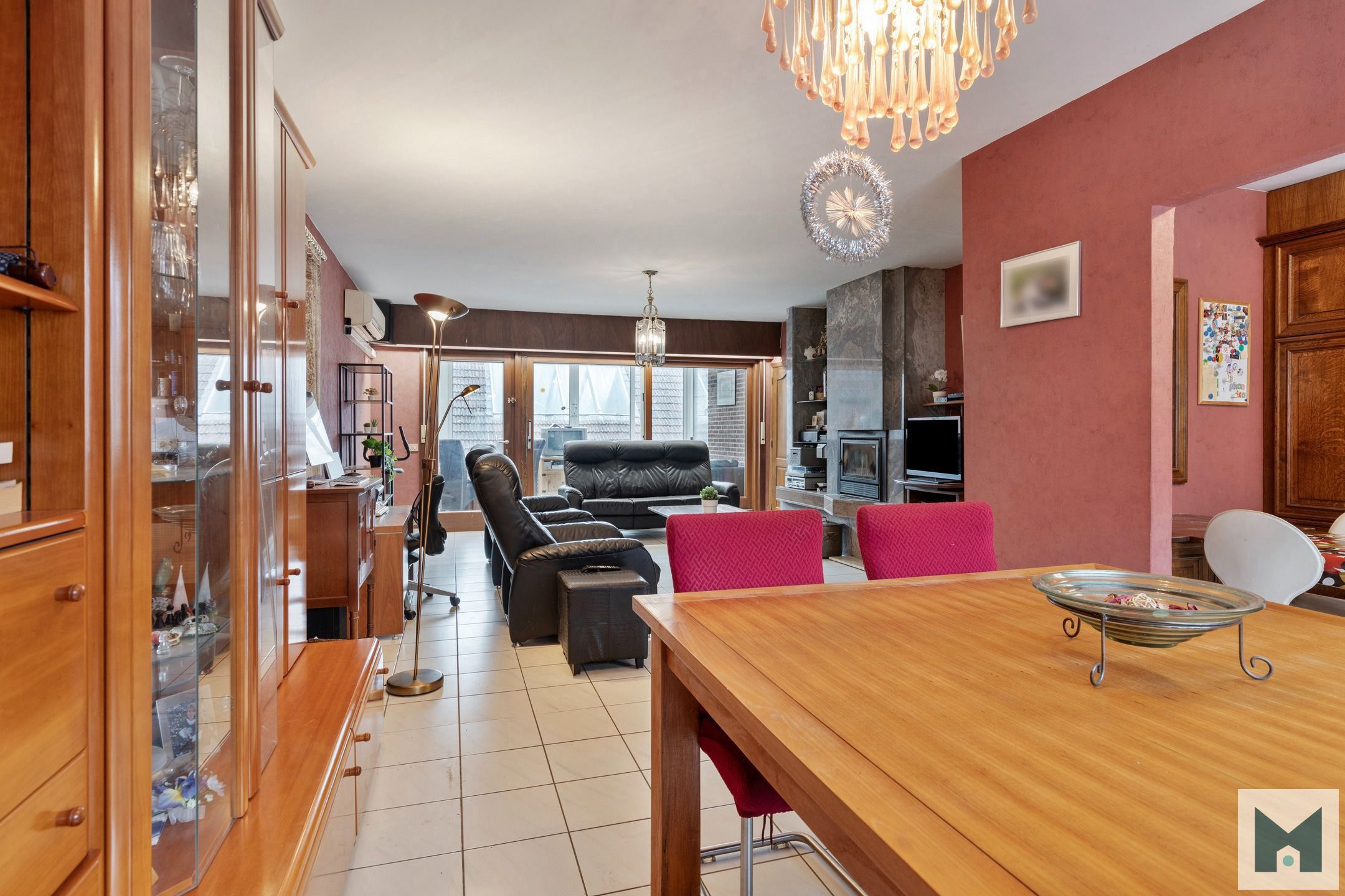 Bel-etage met 5 slaapkamers + handelsruimte en bijbouw! foto 6