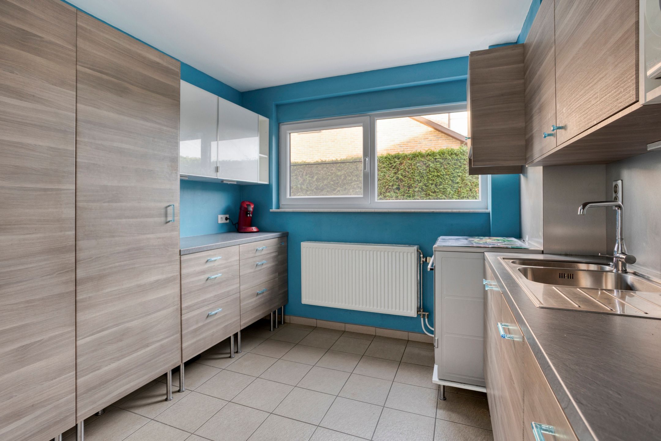 Halfopen bebouwing op uitstekende locatie foto 13