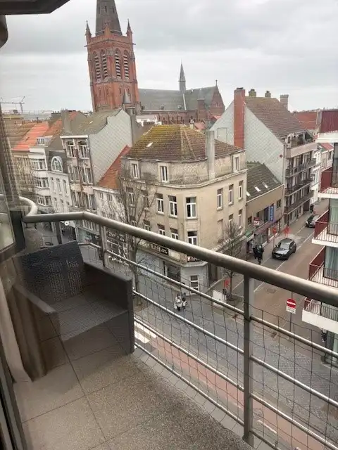 Gemeubeld appartement met 2 slaapkamers in The President - hartje Oostende foto 6