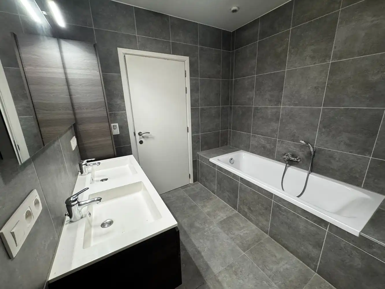 Nieuwbouw appartement te huur foto 7