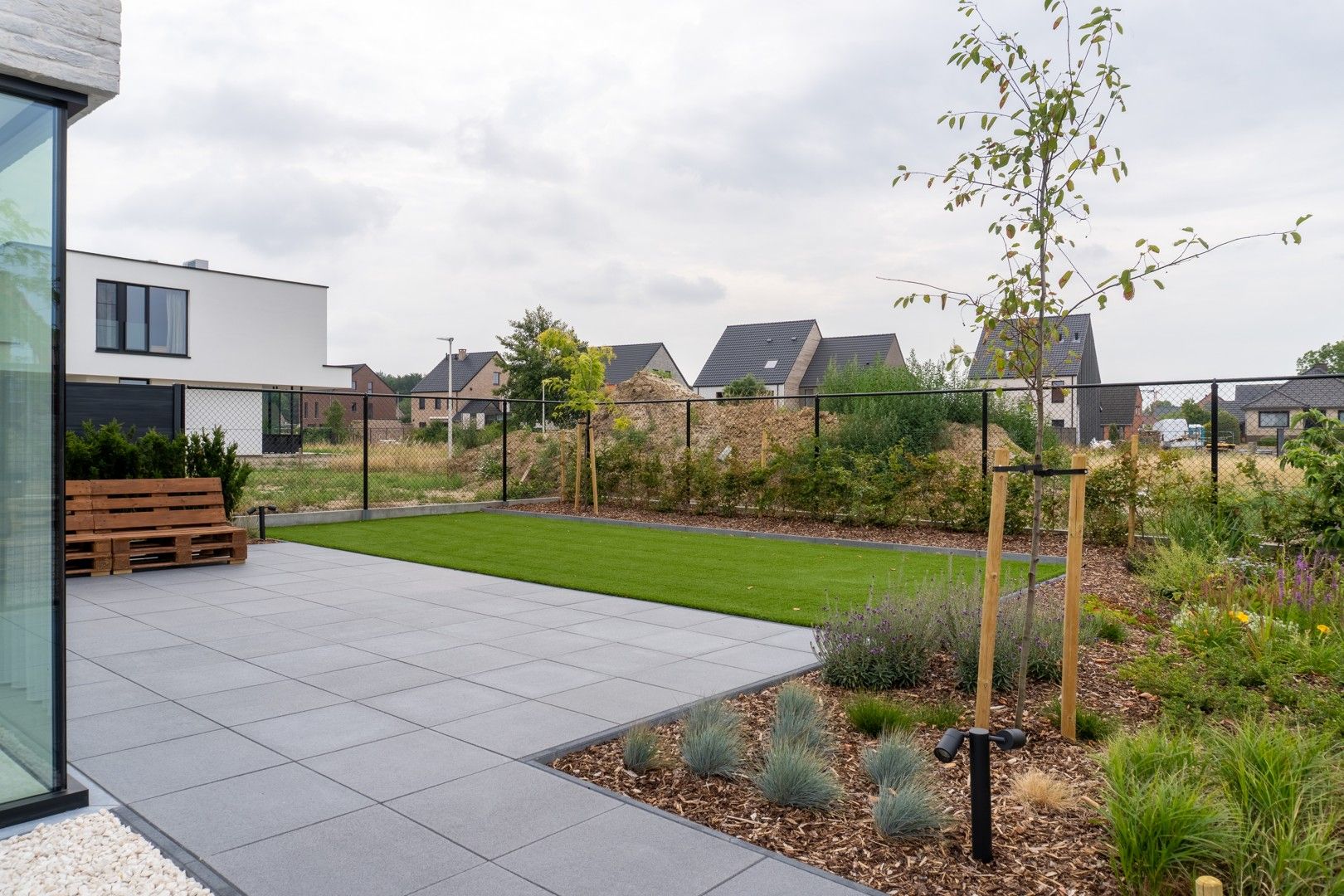 Halfopen nieuwbouwwoning gelegen te Diepenbeek foto 8