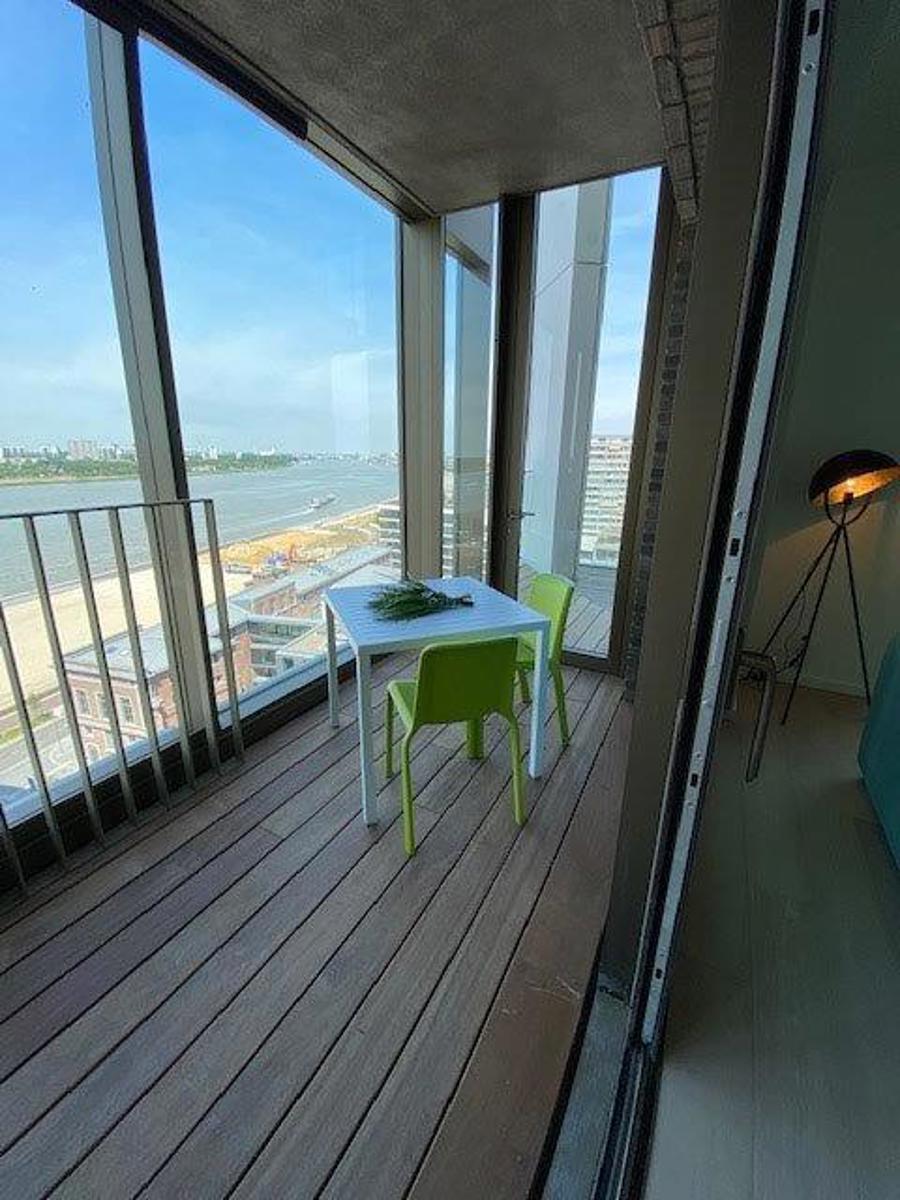 Ongemeubeld 1 slaapkamer appt. met zicht op de Schelde foto 9