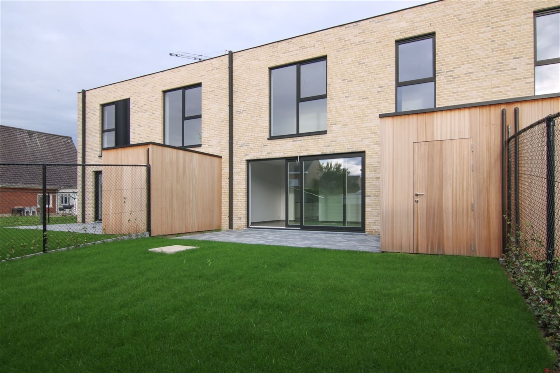 Recente woning te huur in een rustige verkaveling nabij centrum wevelgem foto 14