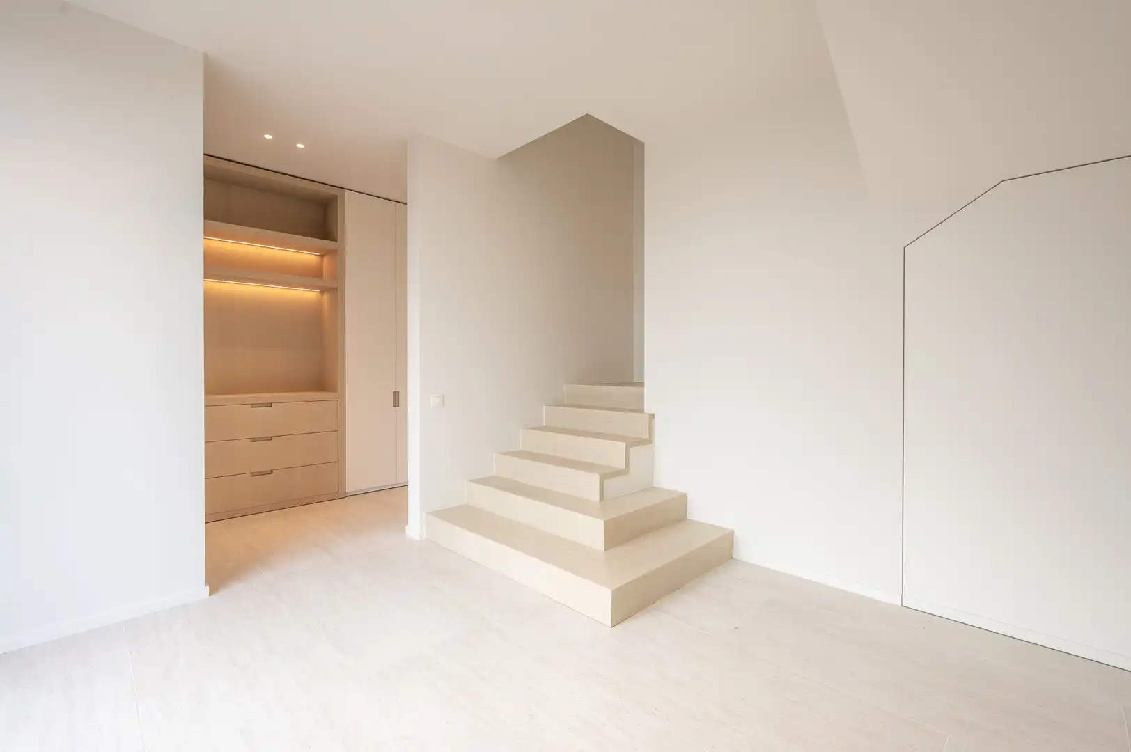 Luxueuze nieuwbouwvilla gelegen aan de rand van het Zoute, op slechts enkele minuten van de zee en het strand. foto 35