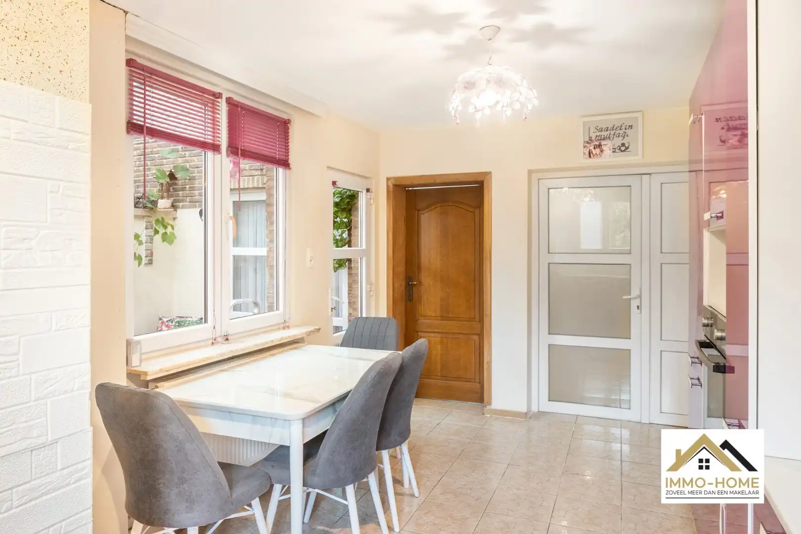 Ruime rijwoning nabij centrum Gent!  foto 11