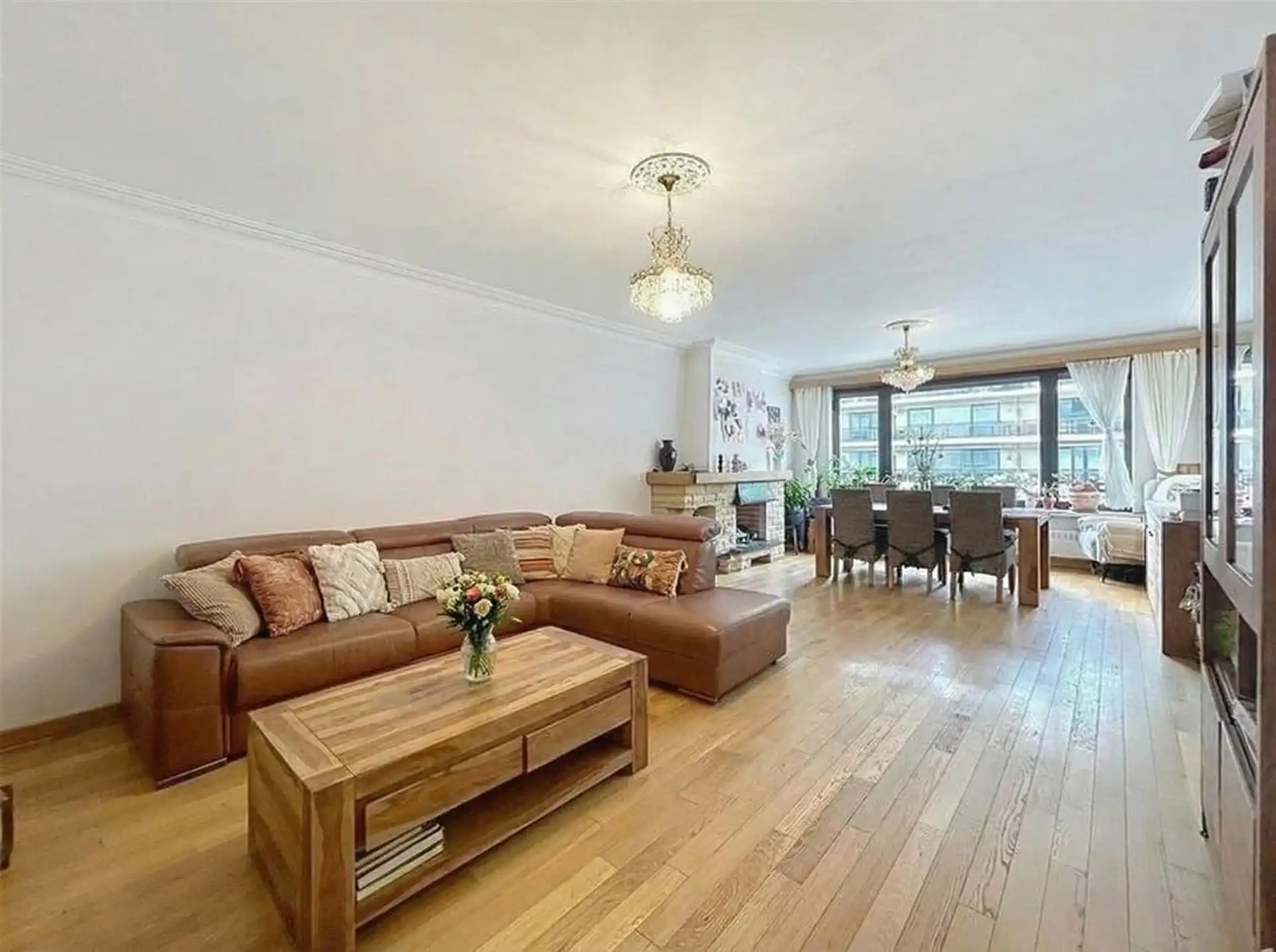 appartement met 2 terassen, 2 slaapkamers en garage  op toplocatie! foto {{pictureIndex}}