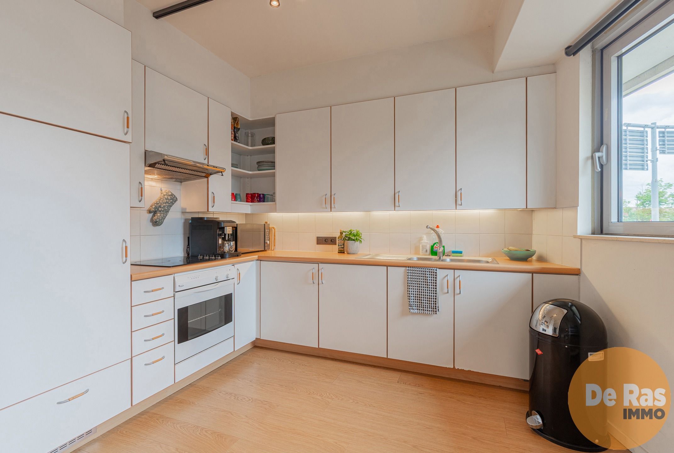 GENT - Leuk, centraal gelegen appartement met 1 slaapkamer foto 2