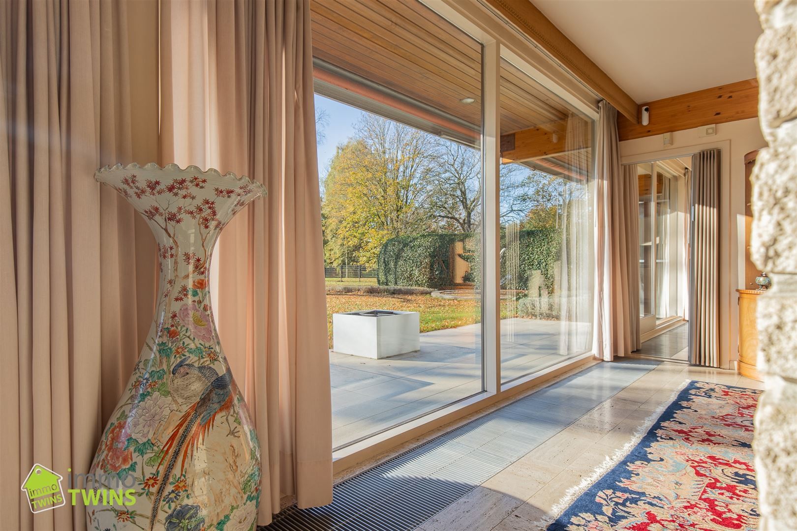 Stijlvolle villa-bungalow op ruim perceel met zuidgerichte tuin  foto 9