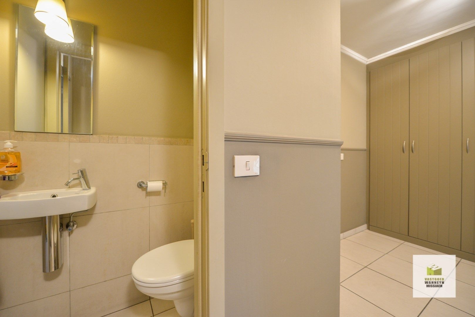 Instapklaar appartement met 2 slaapkamers en terras in het centrum van Wingene foto 10