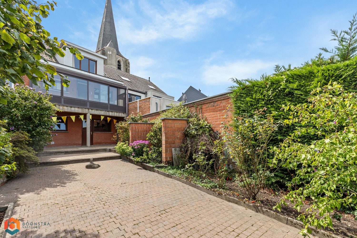 Instapklare woning met garage op sublieme locatie foto 21