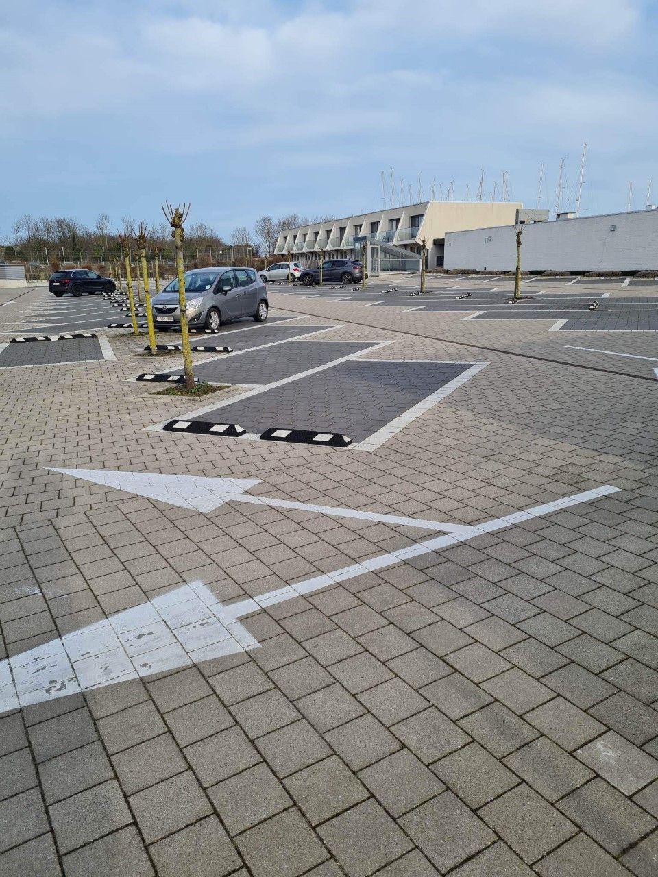 ()=>{if(producerUpdateValueVersion(node),producerAccessed(node),node.value===ERRORED)throw node.error;return node.value} Dienstweg Havengeul 22 - 8620 Nieuwpoort