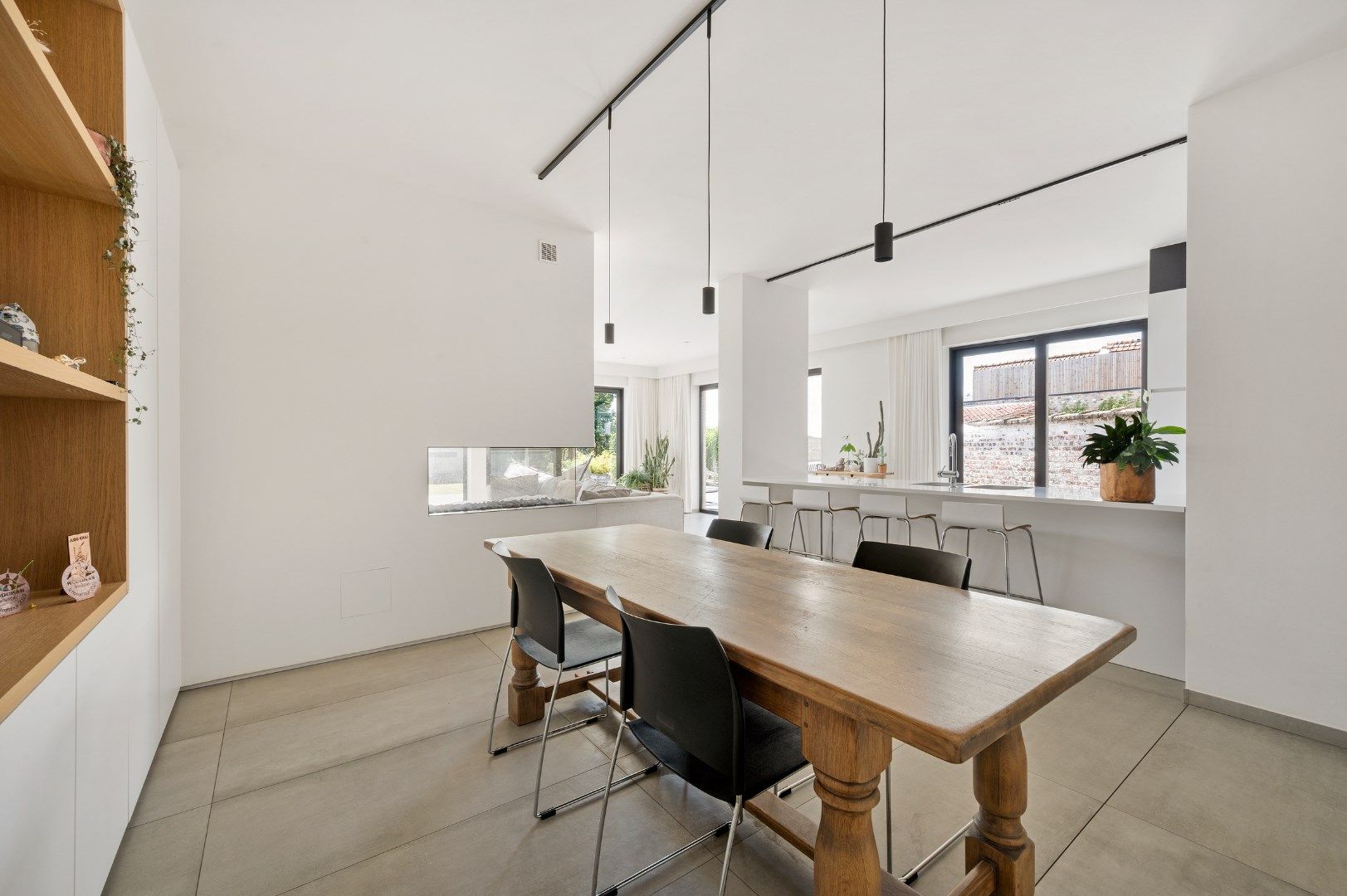 ENERGIEZUINIGE WONING MET 3 SLPKS, TOPAFWERKING EN GROTE TUIN foto 9