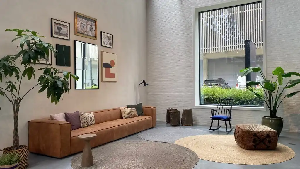 Gemeubelde kantoren met dienstverlening in Cotton Factory in Kortrijk foto 9