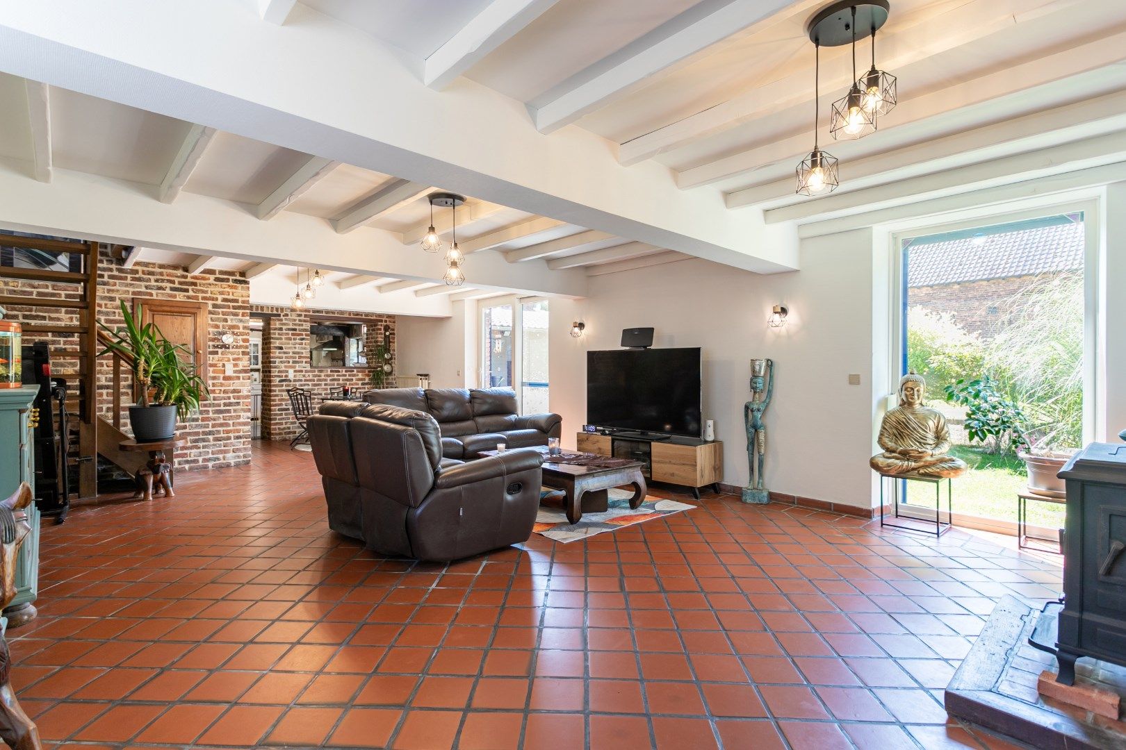 Ruime kangoeroewoning met 6 slpks, 2bdks, 2 garages en tuin te Oetingen foto 20