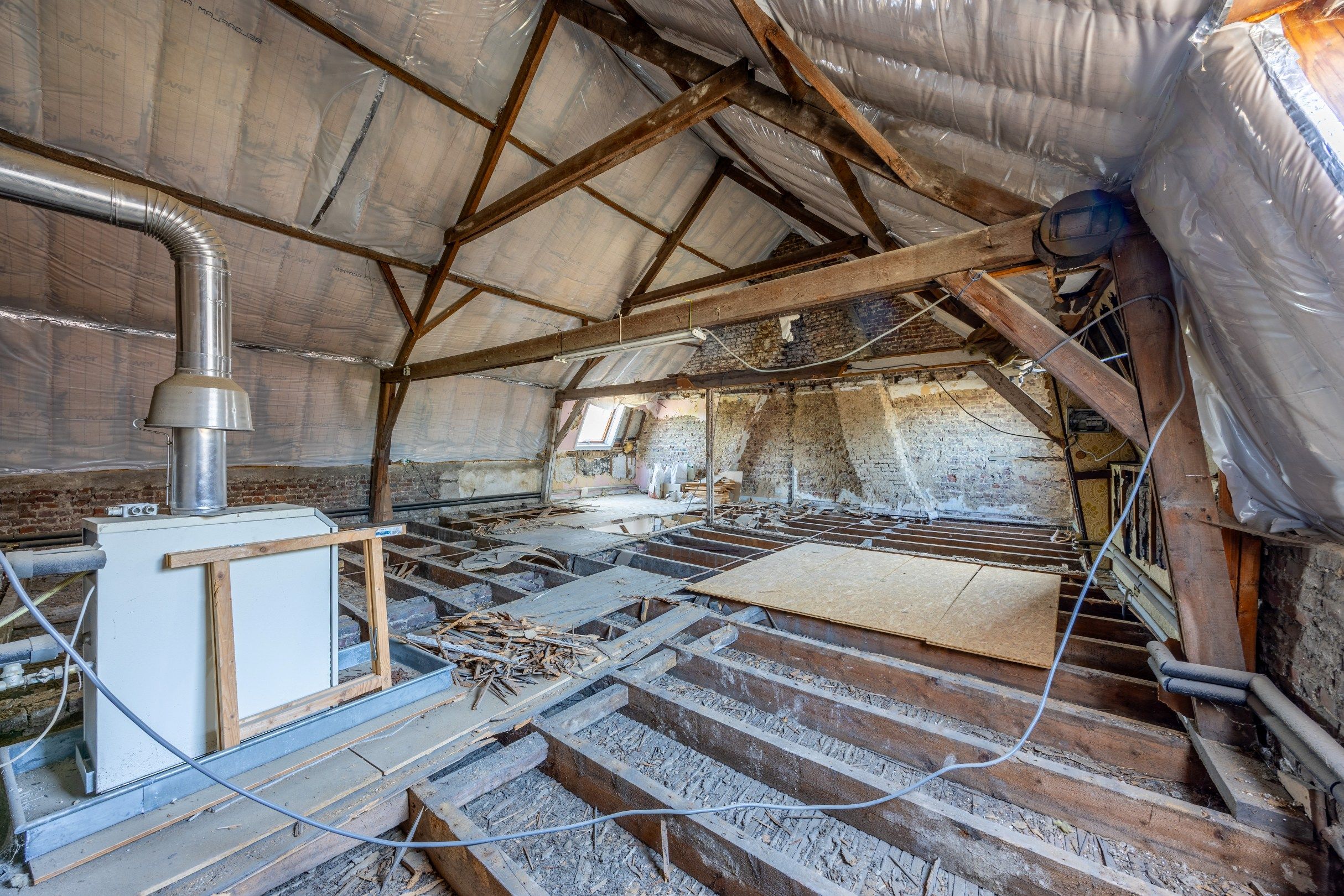 TE RENOVEREN WONING MET 1001 MOGELIJKHEDEN foto 8