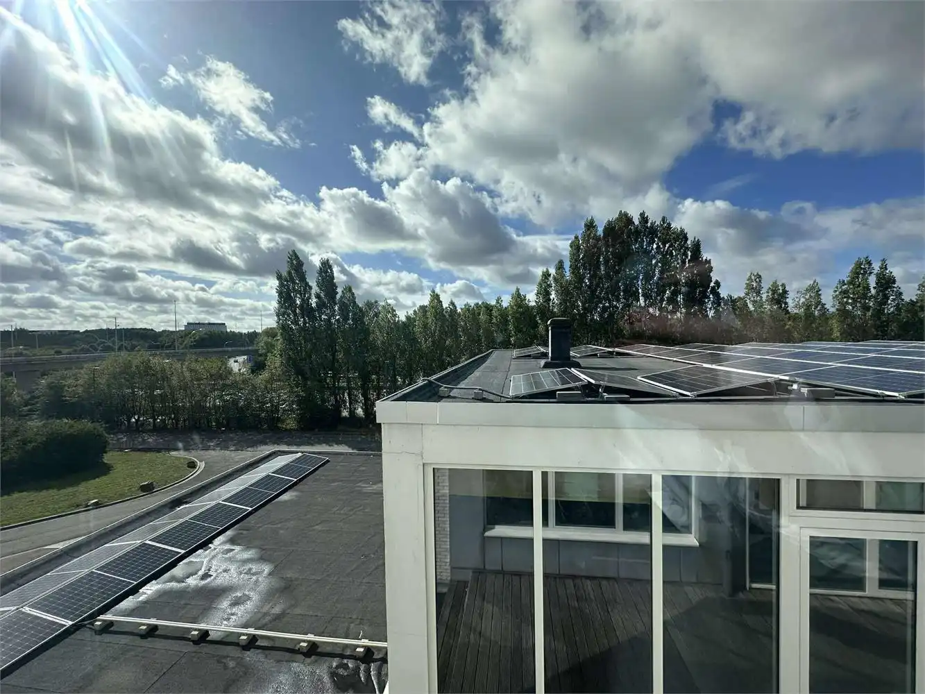 UNIEKE KANTOREN MET PARKING EN VERSCHILLENDE OPPERVLAKTES foto 22