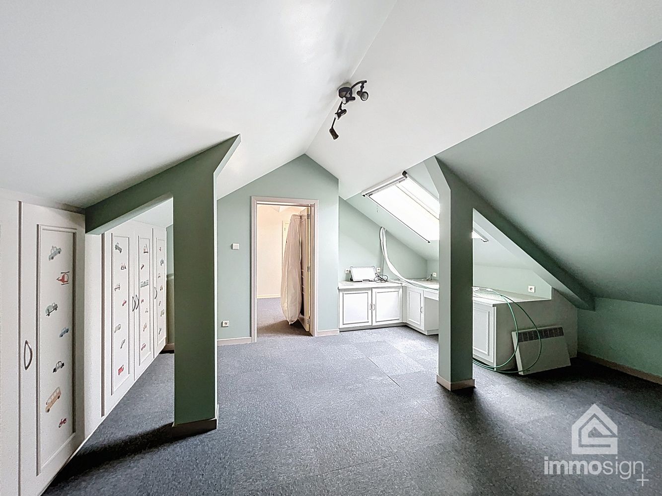 Karaktervol landhuis op 2318 m² in groene, rustige omgeving foto 32